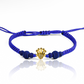 Pulsera Crown de Joyería Caracas está elaborada en oro 18k, con detalles en hilo coreano y bisutería de calidad. Con garantía de por vida y sin costo adicional.
