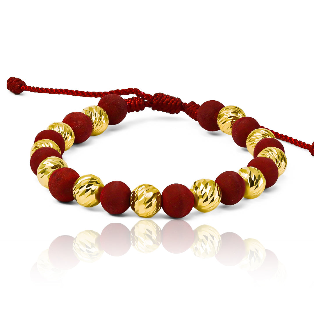 Pulsera Esferas Facetadas #8 x11 de Joyería Caracas está hecha en oro 18k, con detalles en hilo terlenca y bisutería de calidad. Con garantía de por vida y sin costo adicional.