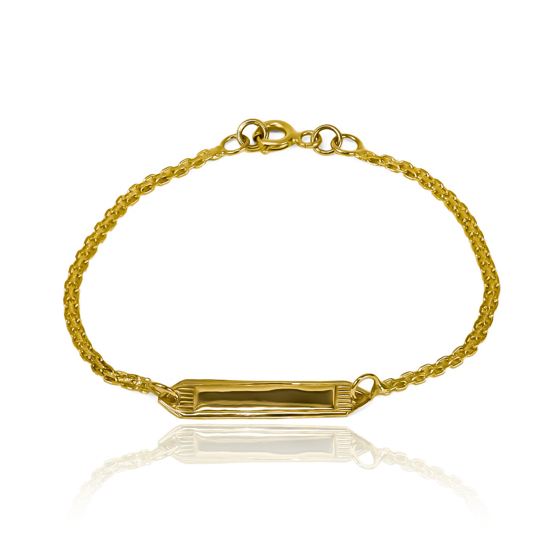 Pulsera Square Bismarck ss, hecha con oro de 18K que brilla con sofisticación. Diseñada por Joyería Caracas, esta pieza exclusiva viene con una garantía de por vida.