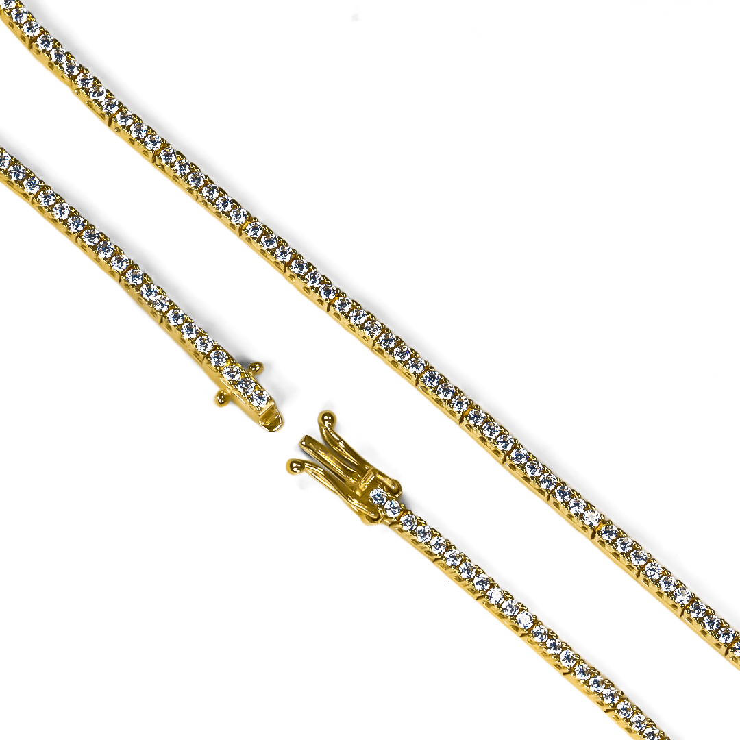 Pulsera Tennis SI, creada con Oro 18K de la prestigiosa Joyería Caracas. Además, cuenta con una garantía para toda la vida, asegurando su calidad y exclusividad.