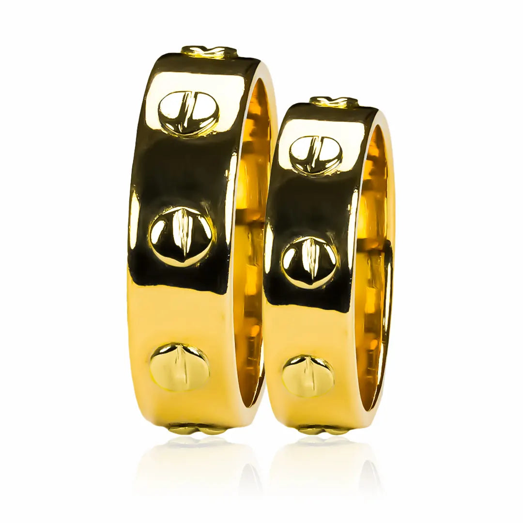 Argollas de matrimonio Screwed Love, elaboradas en oro 18k por Joyería Caracas, cada una viene con un certificado de autenticidad y garantía de por vida.