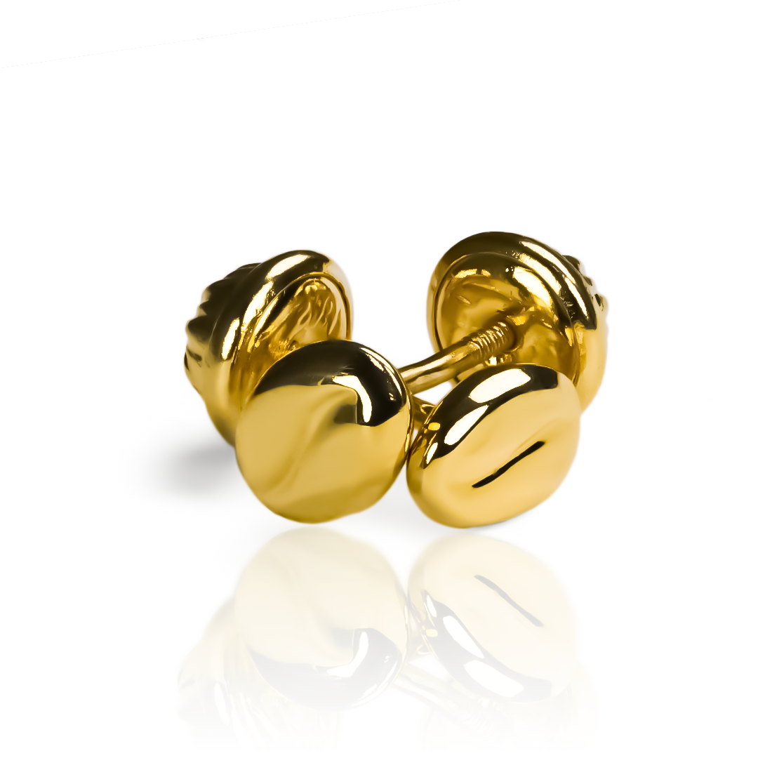 Los Topitos Grano de café S son una verdadera obra de arte en oro 18K de Joyería Caracas. Con un diseño exclusivo y una garantía para toda la vida, son el regalo perfecto para aquellos que valoran la calidad y el lujo. Lleva siempre contigo un toque de elegancia con estos topitos.