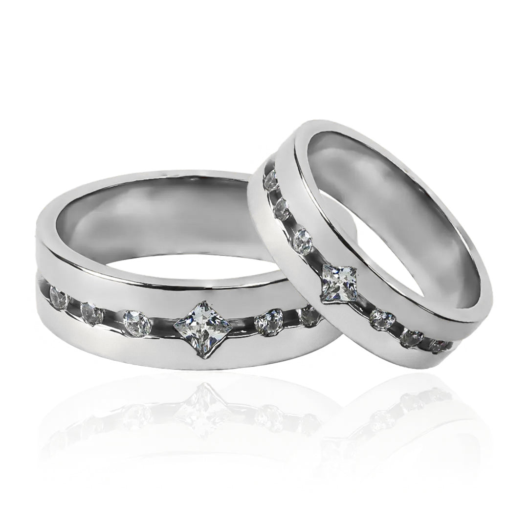 Argollas de matrimonio Triana, fabricadas en oro 18k por Joyería Caracas, cuentan con garantía de por vida.