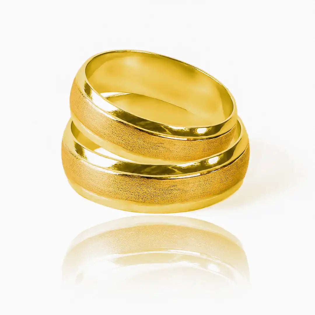 Argollas de matrimonio White & Rose, fabricado en 18k de Joyería Caracas, con certificado de calidad y garantía para toda la vida.