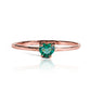 Anillo classic heart - emerald. Confeccionado en oro de 18k, en Joyería Caracas, viene con un certificado de autenticidad y garantía de por vida.