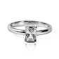 Anillo de compromiso bague solitaire rectangulaire de Joyería Caracas es una hermosa pieza de oro de 18 quilates cuenta con certificado de calidad que garantiza su autenticidad y durabilidad para toda la vida.