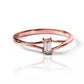 Anillo de compromiso baguette S de oro de 18k, confeccionado por Joyería Caracas, cuenta con garantía de por vida. 