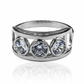 Anillo Brooklyn Bridge JC. Elaborado con oro 18k por la Joyería Caracas, este anillo es una pieza de arte que representa la fuerza y la belleza del icónico puente. Con una garantía de por vida.