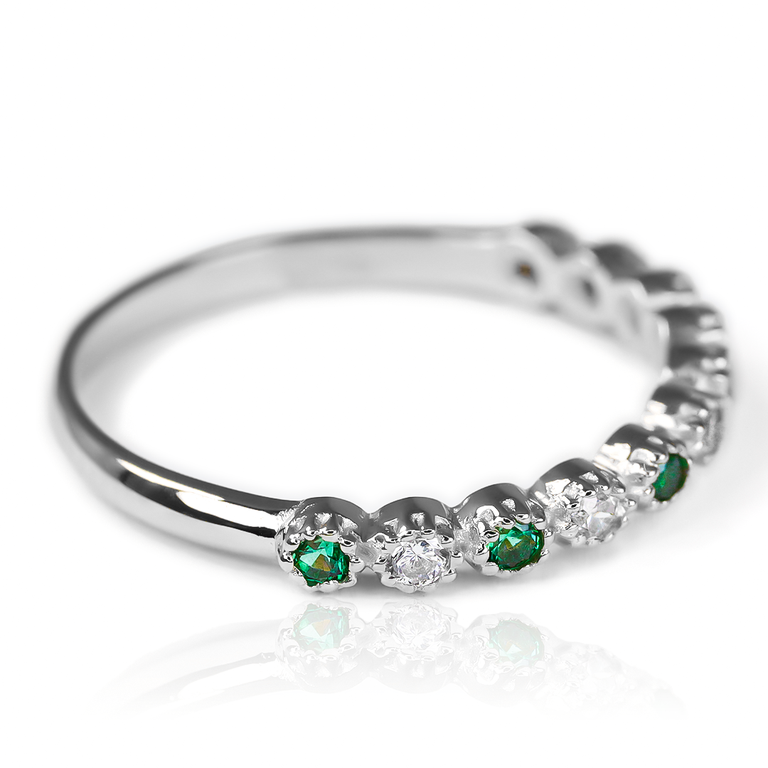 Anillo Caterpillar Cristal Ring JC Green de Joyería Caracas. Fabricado en Oro 18k, con garantía de por vida.