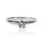 Anillo classic caracas M - diamond CJP. Fabricado por Joyería Caracas en oro 18k cuenta con un certificado de calidad y garantía de por vida.