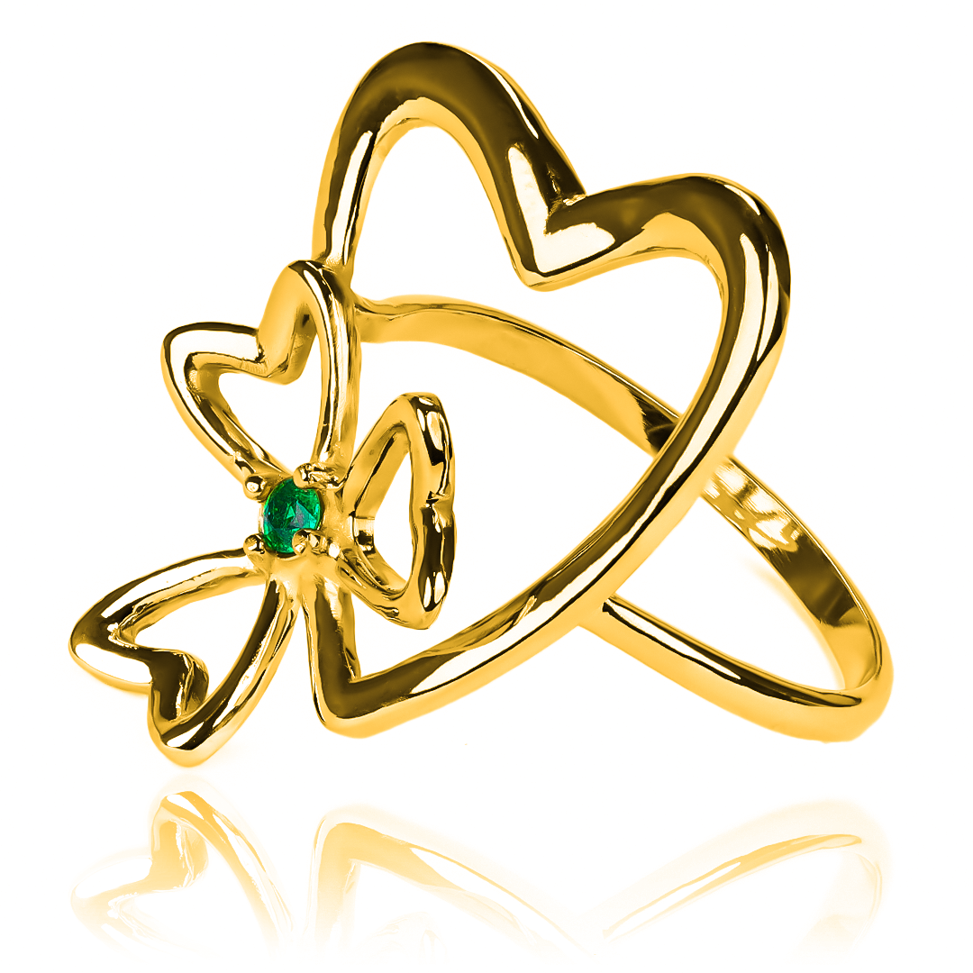 Anillo corazón trébol JC. Hecho con Joyería Caracas y oro 18k,  inversión para toda la vida con nuestra garantía exclusiva.