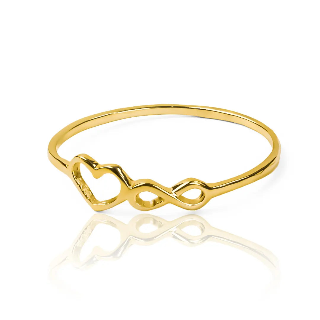 Anillo infinity heart. Hecho de oro 18k en Joyería Caracas, este elegante anillo viene con una garantía para toda la vida. 