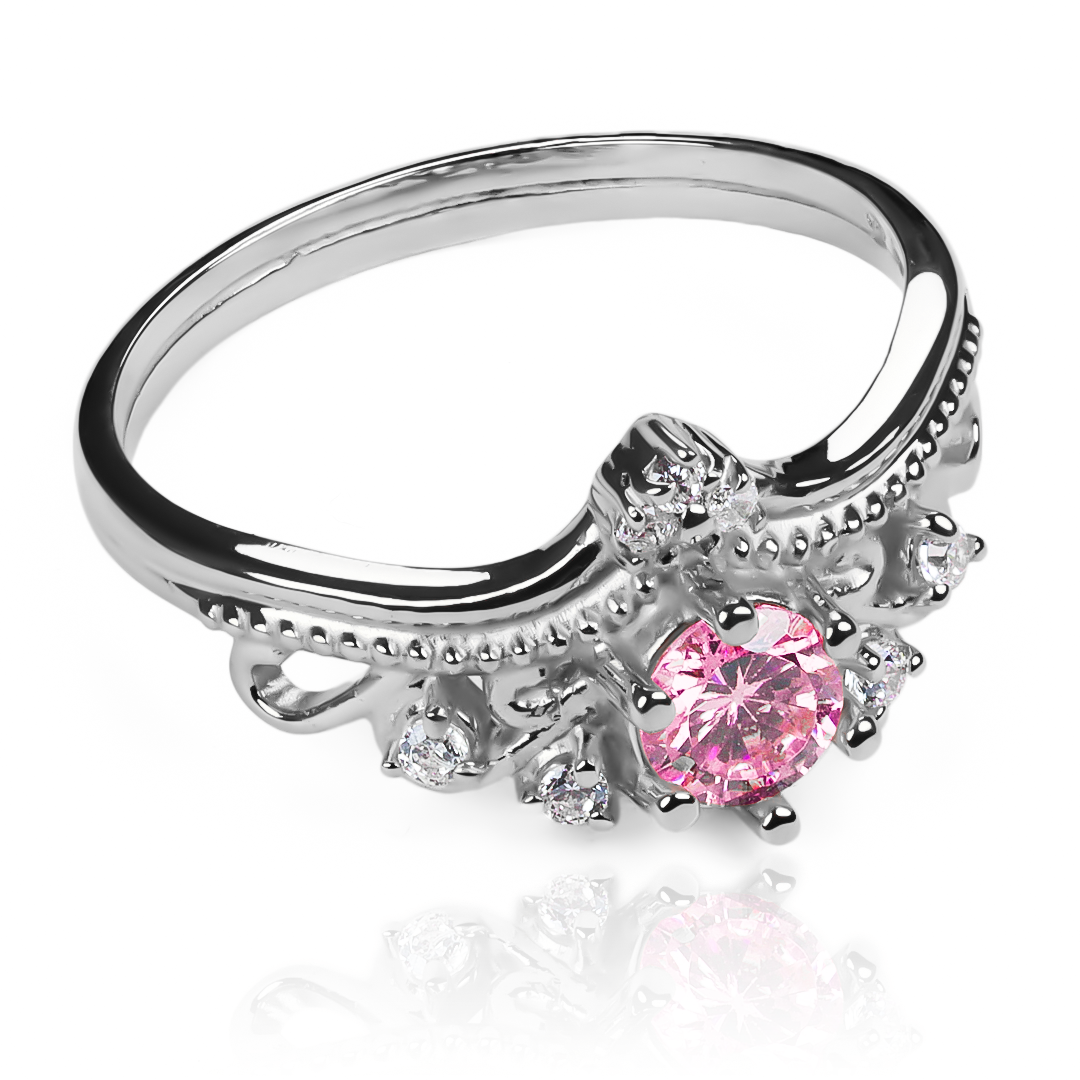 Anillo Corona Inglesa, fabricado en oro 18k por Joyería Caracas, cuenta con certificado de calidad y garantía de por vida.