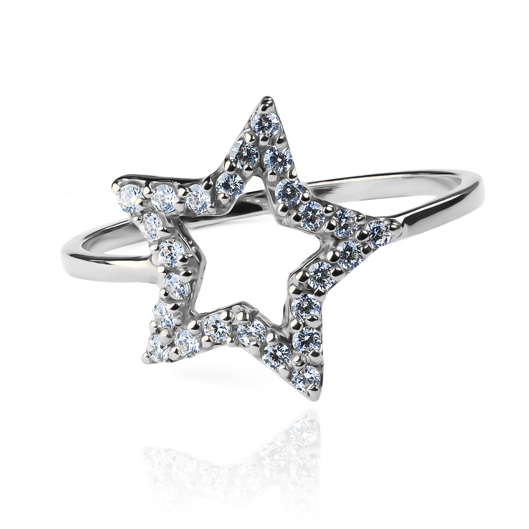 Anillo Cristal Star Ring, fabricado en oro 18k por Joyería Caracas, cuenta con certificado de calidad y garantía de por vida.