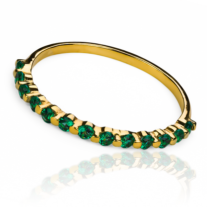 Anillo cristales seguidos JC green. Fabricado con Joyería Caracas y oro 18k de alta calidad, garantizamos una pieza que te acompañará toda la vida.