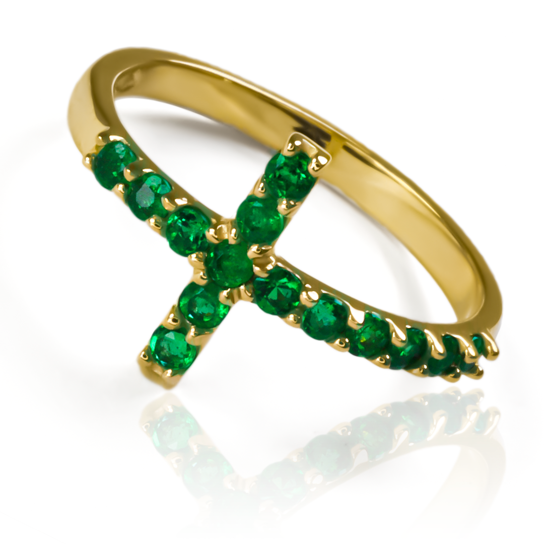 Anillo cruz esmeraldas L. Hecho de Joyería Caracas y oro 18k para una pieza de lujo eterno. Incluye esmeraldas L y garantía para toda la vida.