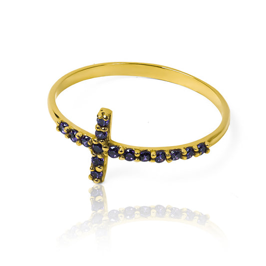Anillo cruz cristal purple de Joyería Caracas, añade elegancia y exclusividad a tu estilo. Hecho de oro 18k, este anillo es una obra de arte que se mantiene contigo para siempre. Con su garantía de por vida.