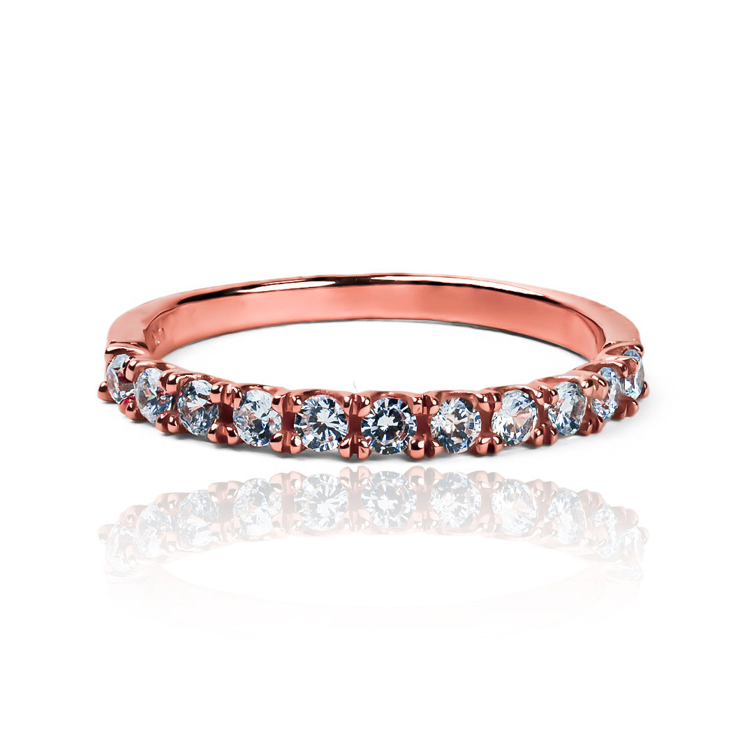 Nuestra Joyería Caracas con el Anillo crystals. Hecho con oro 18k, este anillo es una verdadera obra de arte. Con garantía para toda la vida.