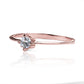 Anillo de compromiso cuchilla style. Diseñado en Joyería Caracas en oro 18k y cuenta con certificado de calidad y garantía de por vida.