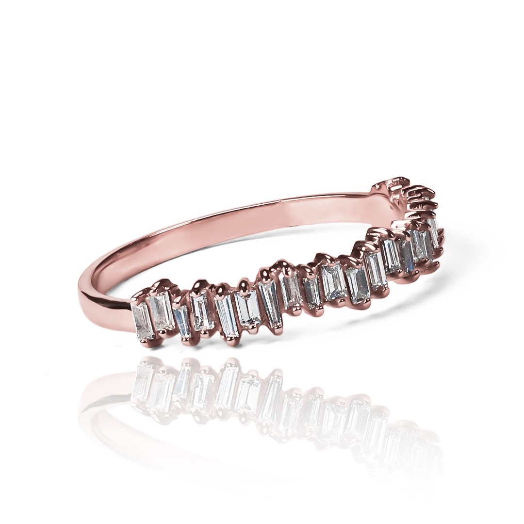Anillo diamond trapezoids jc de Joyería Caracas en oro 18k. Con su diseño exclusivo y la garantía para toda la vida.
