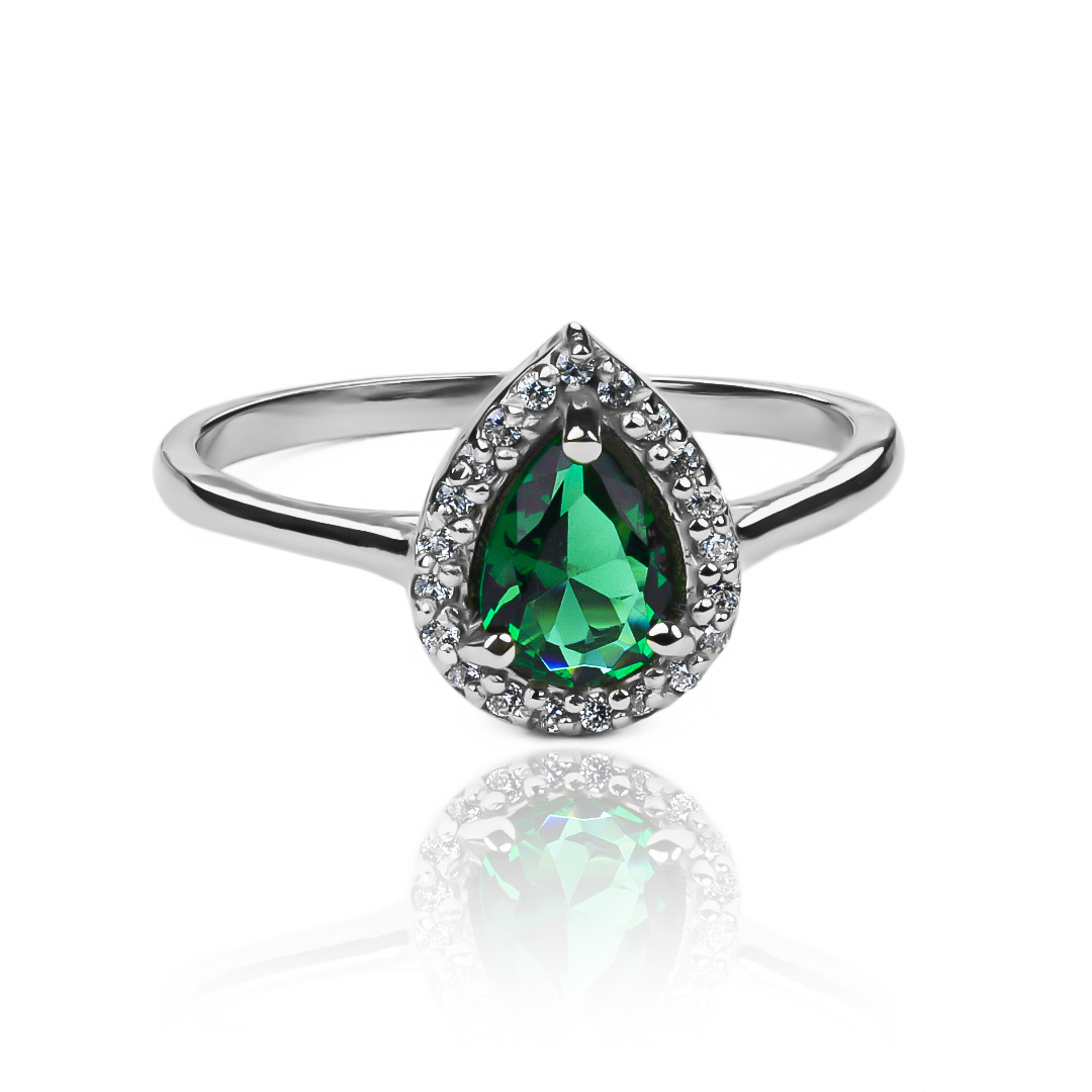 Anillo drop de oro 18k de Joyería Caracas. Su diseño elegante y exclusivo realzará cualquier atuendo, y con nuestra garantía para toda la vida.