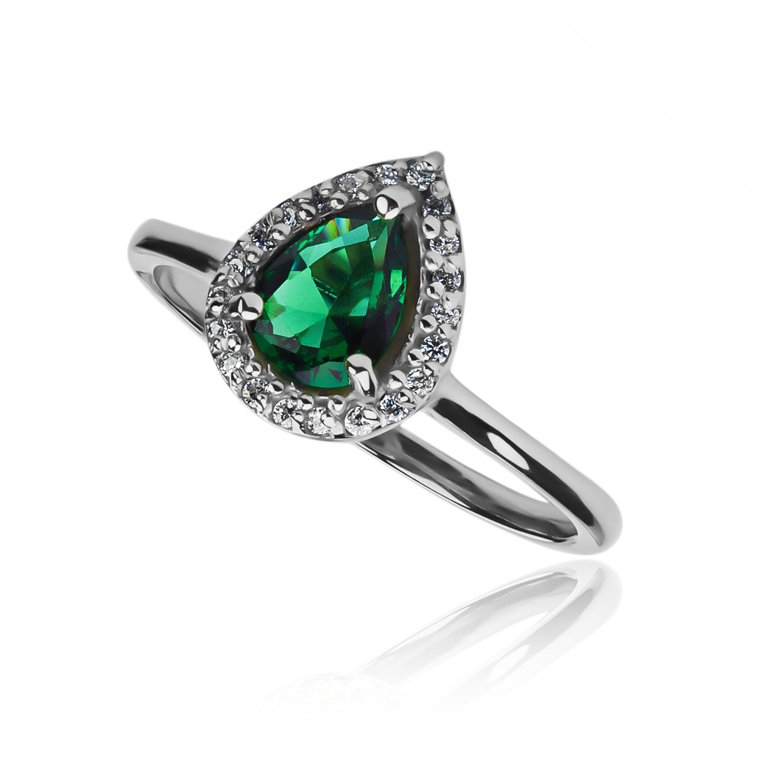 Anillo drop de oro 18k de Joyería Caracas. Su diseño elegante y exclusivo realzará cualquier atuendo, y con nuestra garantía para toda la vida.