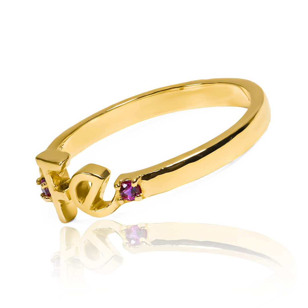 Anillo faith. Hecho de oro 18k de la más alta calidad, es un tesoro de Joyería Caracas que te brindará alegría y sofisticación cada vez que lo uses. Con garantía para toda la vida.