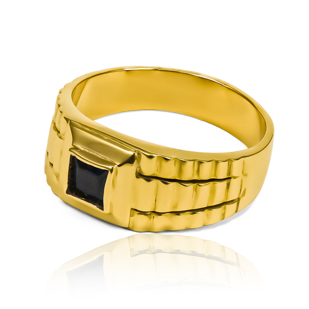 Anillo Hombre Armis en oro de 18K de la Joyería Caracas es una joya de calidad excepcional para el hombre moderno. Con su diseño robusto y sofisticado, este anillo es perfecto para realzar cualquier atuendo. 