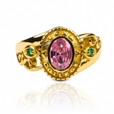 Anillo iona college de Joyería Caracas. Hecho con oro 18K de alta calidad y una garantía de por vida.
