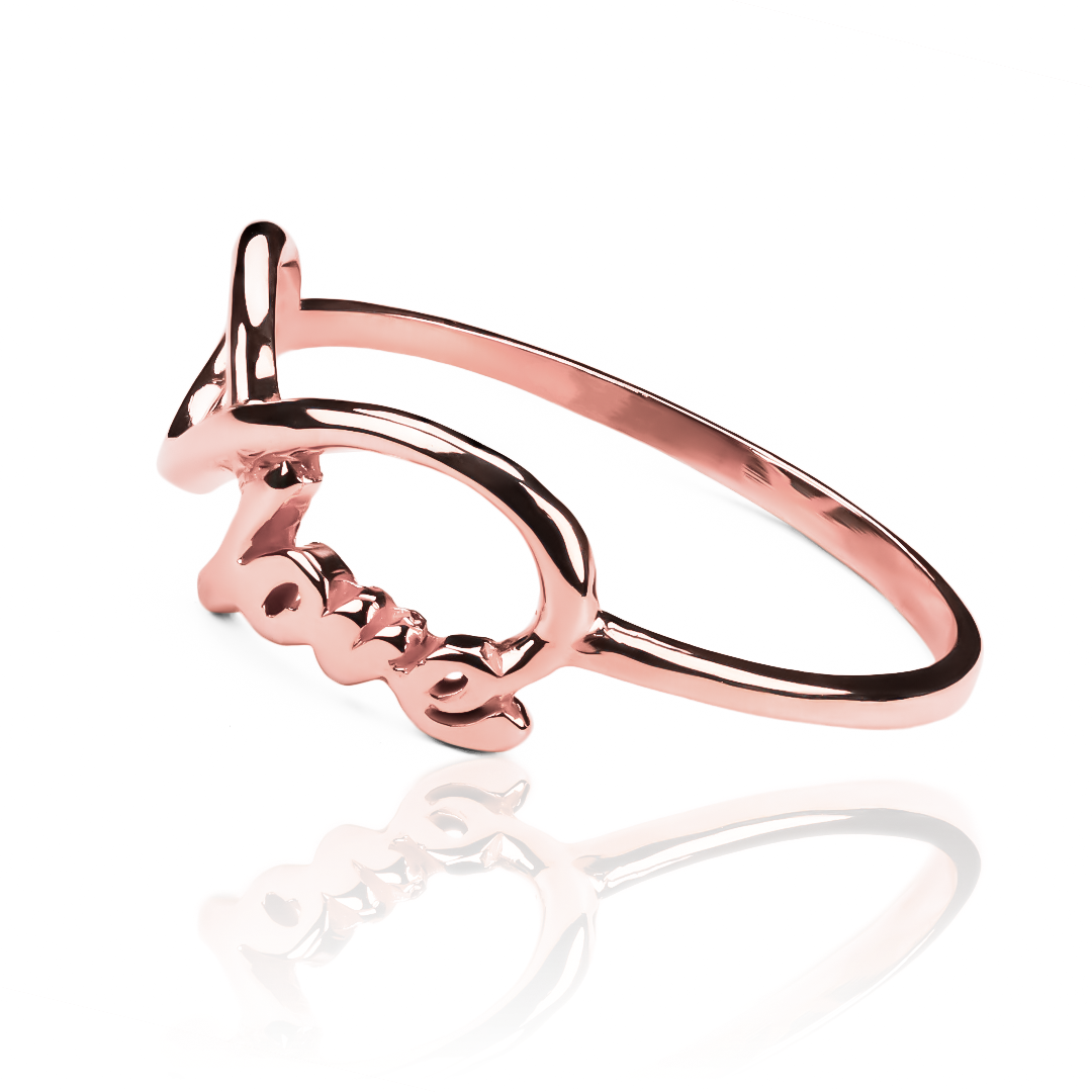  nuestro anillo Love Infinity. Hecho en joyería Caracas con oro 18k, este anillo representa el amor eterno y viene con garantía para toda la vida. 