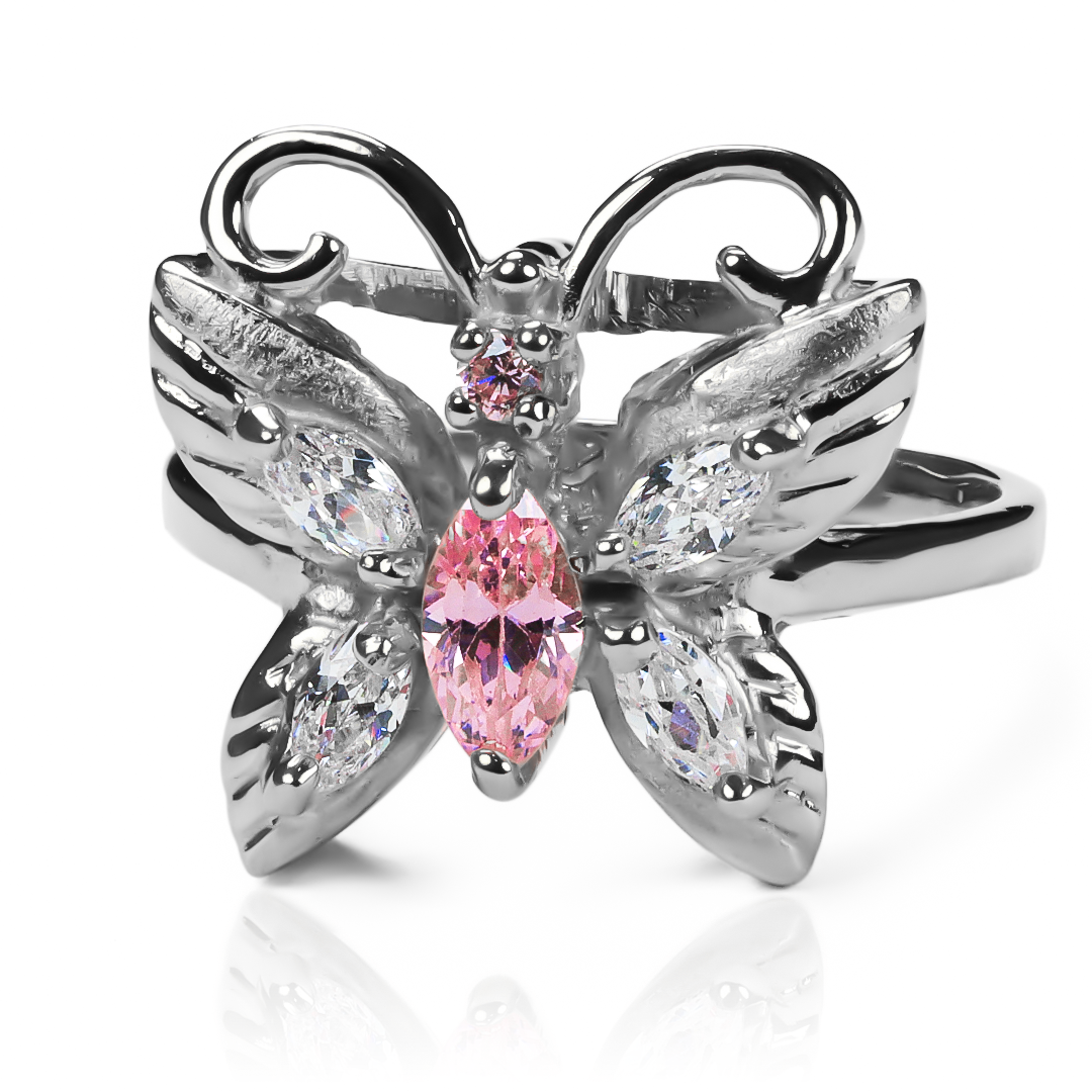 Anillo mariposa A J es una verdadera joya de la Joyería Caracas. Hecho de oro 18k, te garantiza elegancia y calidad de por vida. 