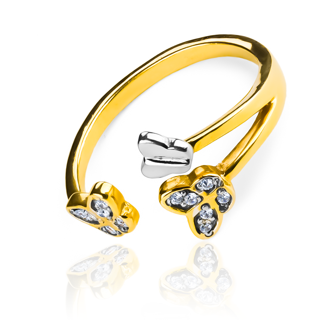 Anillo mariposa silvestre combina la elegancia de la Joyería Caracas con la calidad del oro 18k. Su diseño único y delicado simboliza la belleza natural y está respaldado con una garantía de por vida.
