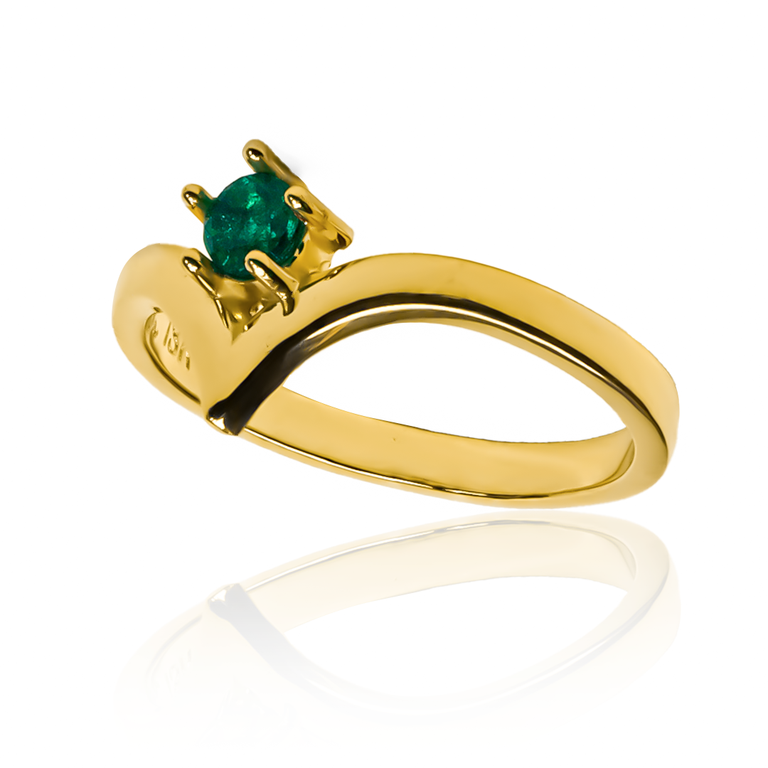 Anillo pointed. Hecho con oro 18k, este impresionante anillo de Joyería Caracas te asegura una garantía de por vida.