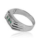Anillo rectangle ring de Joyería Caracas. Hecho de oro 18k, este lujoso anillo agrega un toque de exclusividad a cualquier look. Con garantía de por vida.