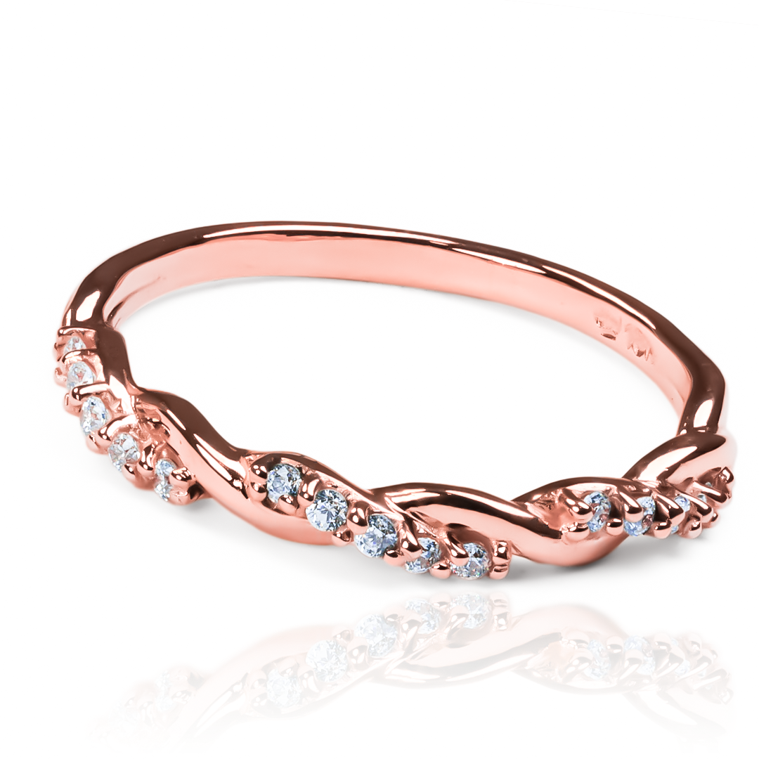 Anillo rope cristal es una pieza de Joyería Caracas que demuestra elegancia y exclusividad. Con su fina elaboración en oro 18k. Además, su garantía para toda la vida asegura su durabilidad y valor duradero.