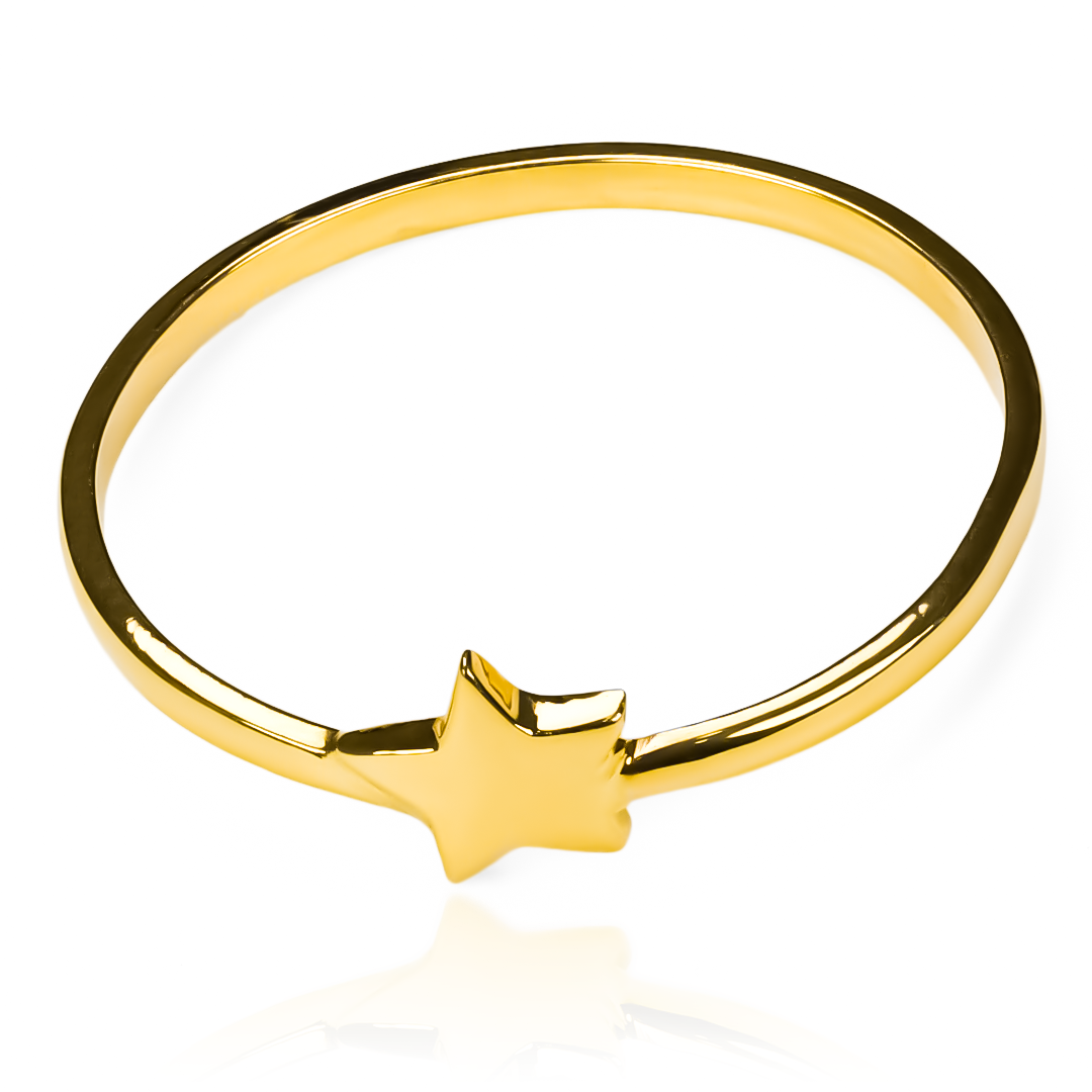 Anillo Small Star Ring, fabricado en oro 18k por Joyería Caracas, cuenta con certificado de calidad y garantía de por vida.