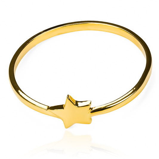 Anillo Small Star Ring, fabricado en oro 18k por Joyería Caracas, cuenta con certificado de calidad y garantía de por vida.
