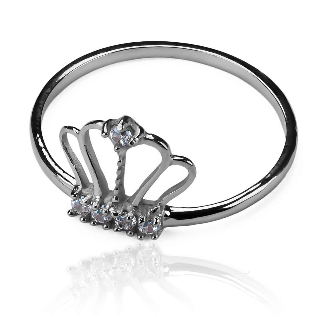 Anillo Special Crown, fabricado en oro 18k por Joyería Caracas, cuenta con certificado de calidad y garantía de por vida.