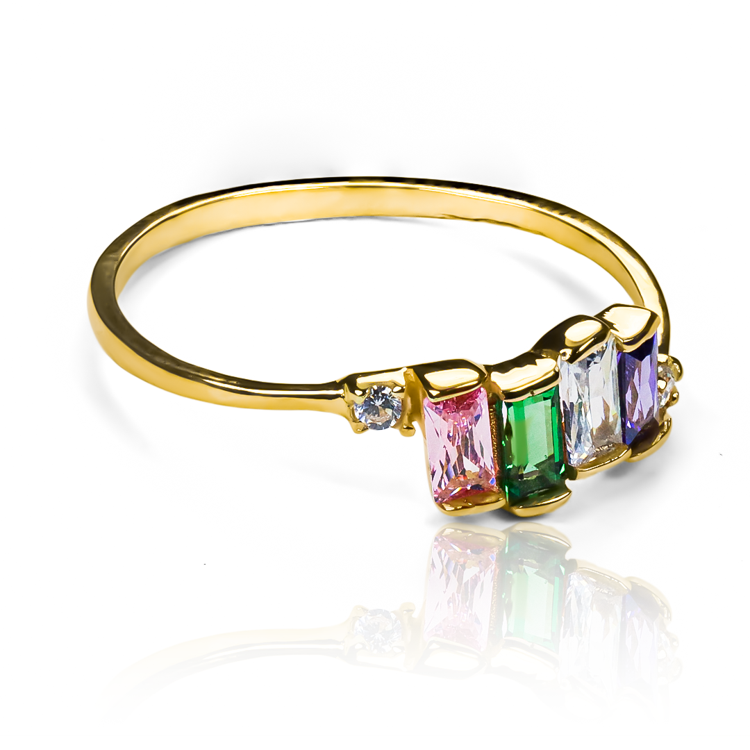 Anillo symmetry de Joyería Caracas. Hecho de oro 18k y con garantía para toda la vida, este accesorio es una inversión en lujo duradero.