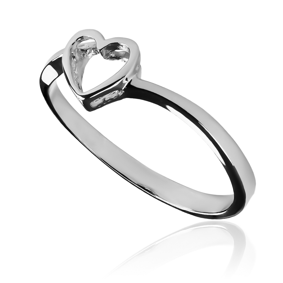 Anillo Translucent Heart, fabricado en oro 18K por Joyería Caracas, cuenta con certificado de calidad y garantía de por vida.
