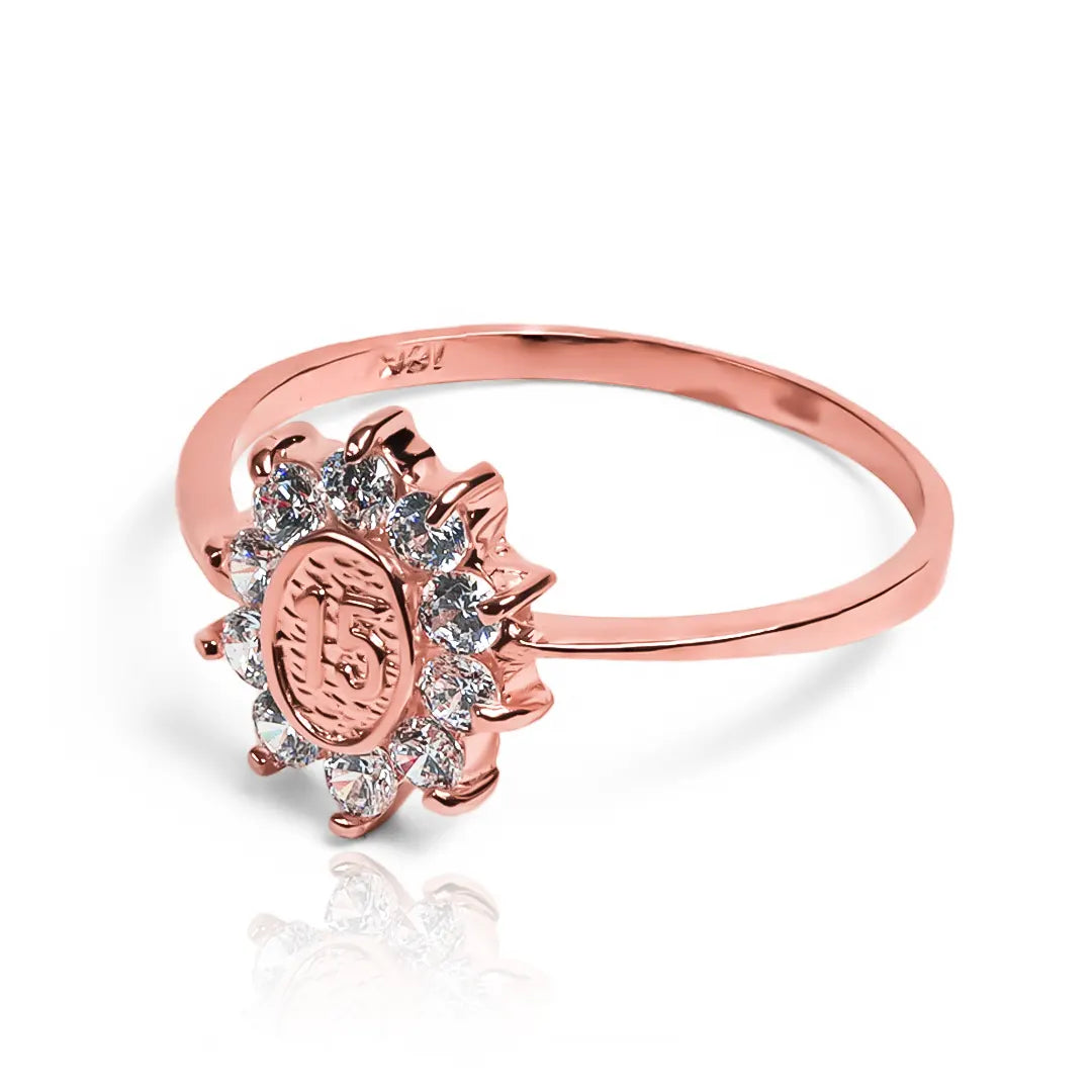 Anillo 15 Mp, fabricado en oro 18k por Joyería Caracas, cuenta con certificado de calidad y garantía de por vida.