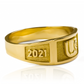 Anillo de grado tipo argolla UCC de Joyería Caracas! Hecho de oro 18K, este hermoso anillo no sólo simboliza tu logro académico, sino que también cuenta con una garantía de por vida.