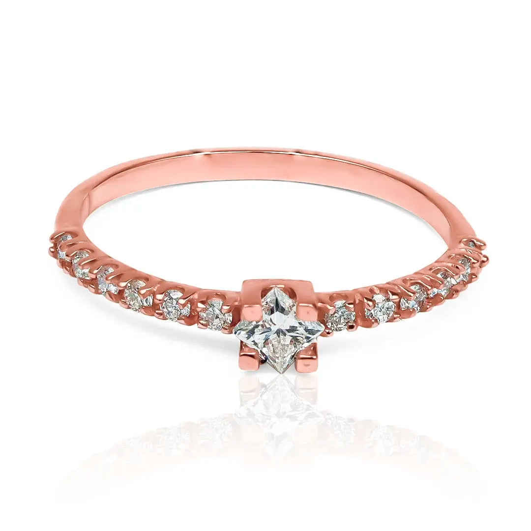 Anillo de compromiso linklove diamonds de la Joyería Caracas de oro 18 k con certificado de calidad y garantía de por vida.