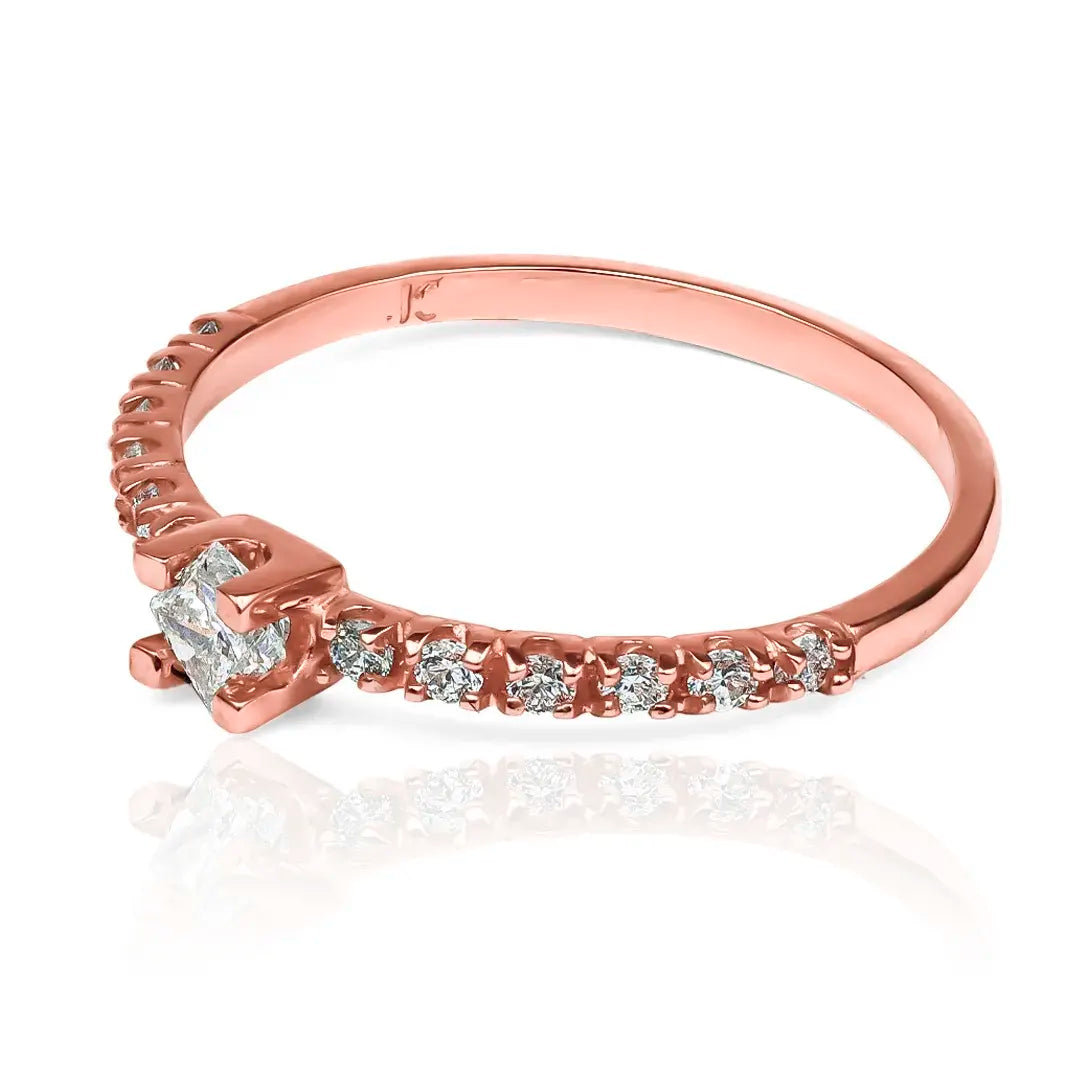 Anillo de compromiso linklove diamonds de la Joyería Caracas de oro 18 k con certificado de calidad y garantía de por vida.