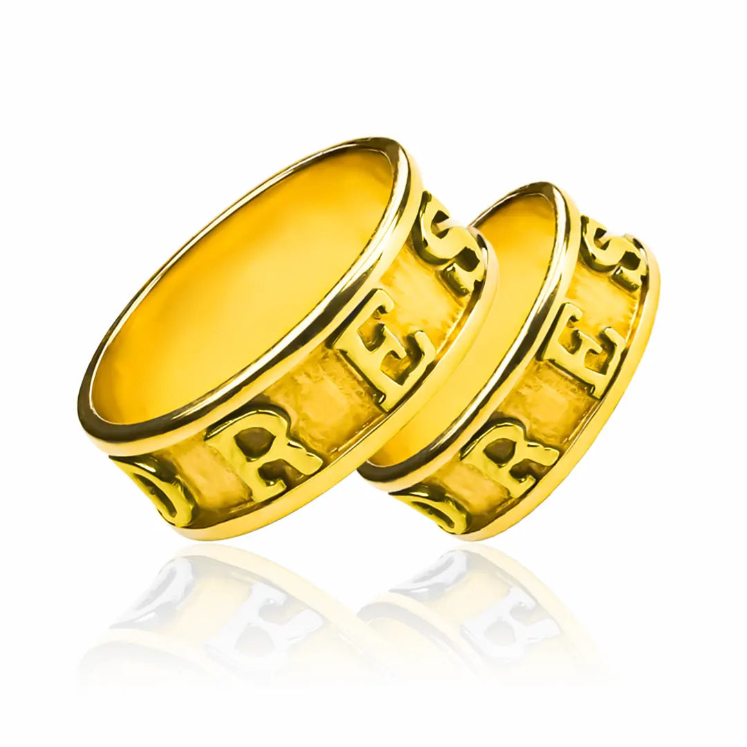 Argollas de matrimonio Nombres Personalizados, fabricadas en oro 18k por Joyería Caracas, cuenta con certificado de calidad y garantía para toda la vida.