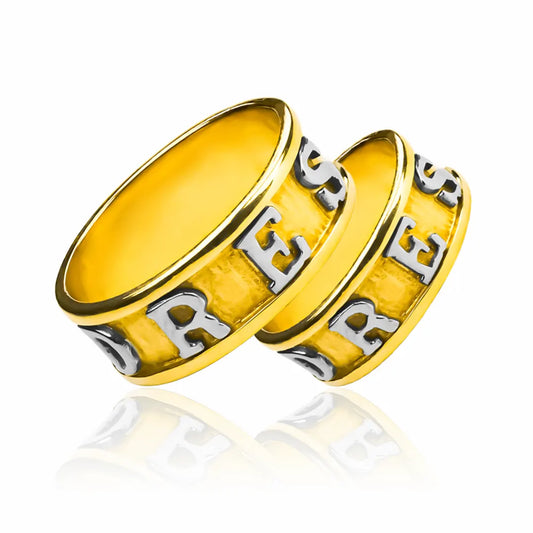 Argollas de matrimonio Nombres Personalizados, fabricadas en oro 18k por Joyería Caracas, cuenta con certificado de calidad y garantía para toda la vida.