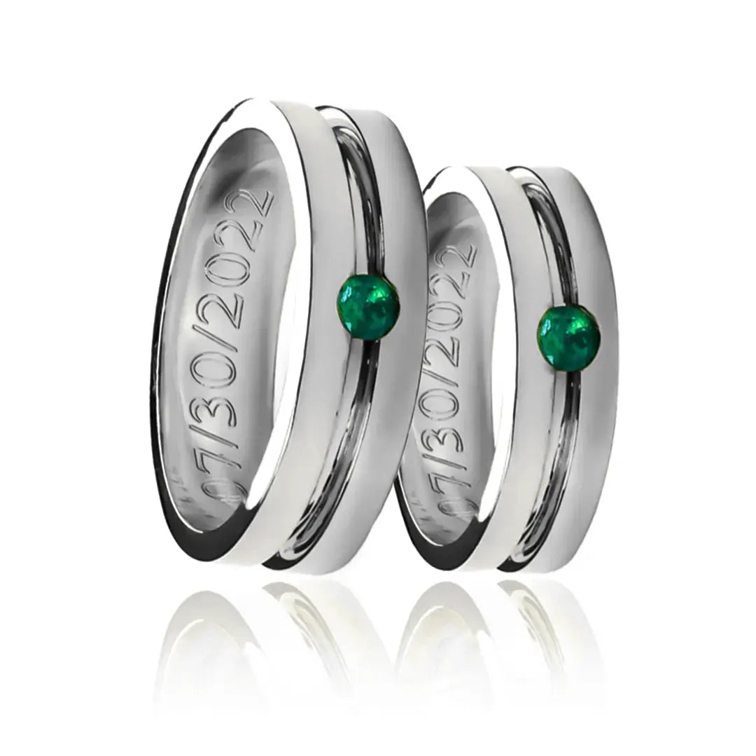 Argollas de matrimonio Perfect Love, elaboradas en oro 18k de Joyería Caracas, cada argolla viene con un certificado de calidad y garantía para toda la vida.