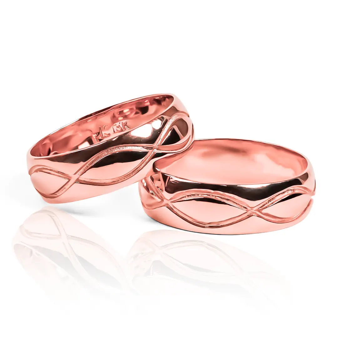 Argollas de matrimonio Infinite, fabricadas en oro de 18k por Joyería Caracas, cada argolla viene con un certificado de calidad y garantía para toda la vida.