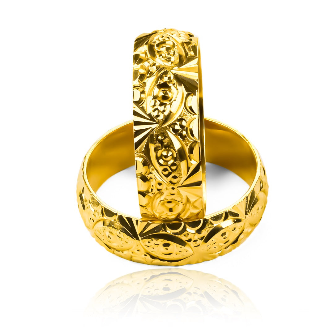 Argollas de matrimonio Antifaz, elaboradas en oro 18k, cuentan con un certificado de calidad y garantía de por vida.