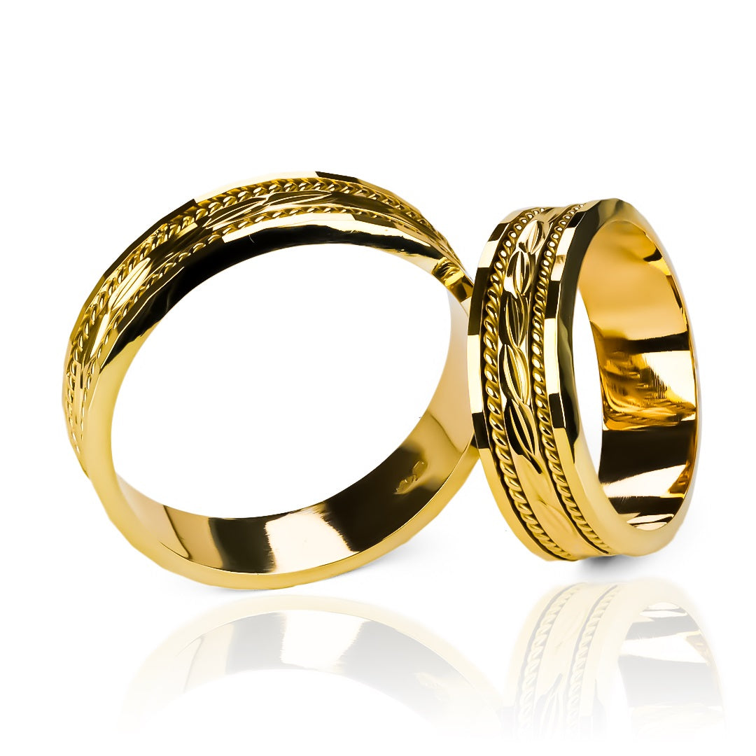 Argollas de matrimonio Campos Elíseos, fabricados en oro 18k de Joyería Caracas, cuentan con garantía para toda la vida.